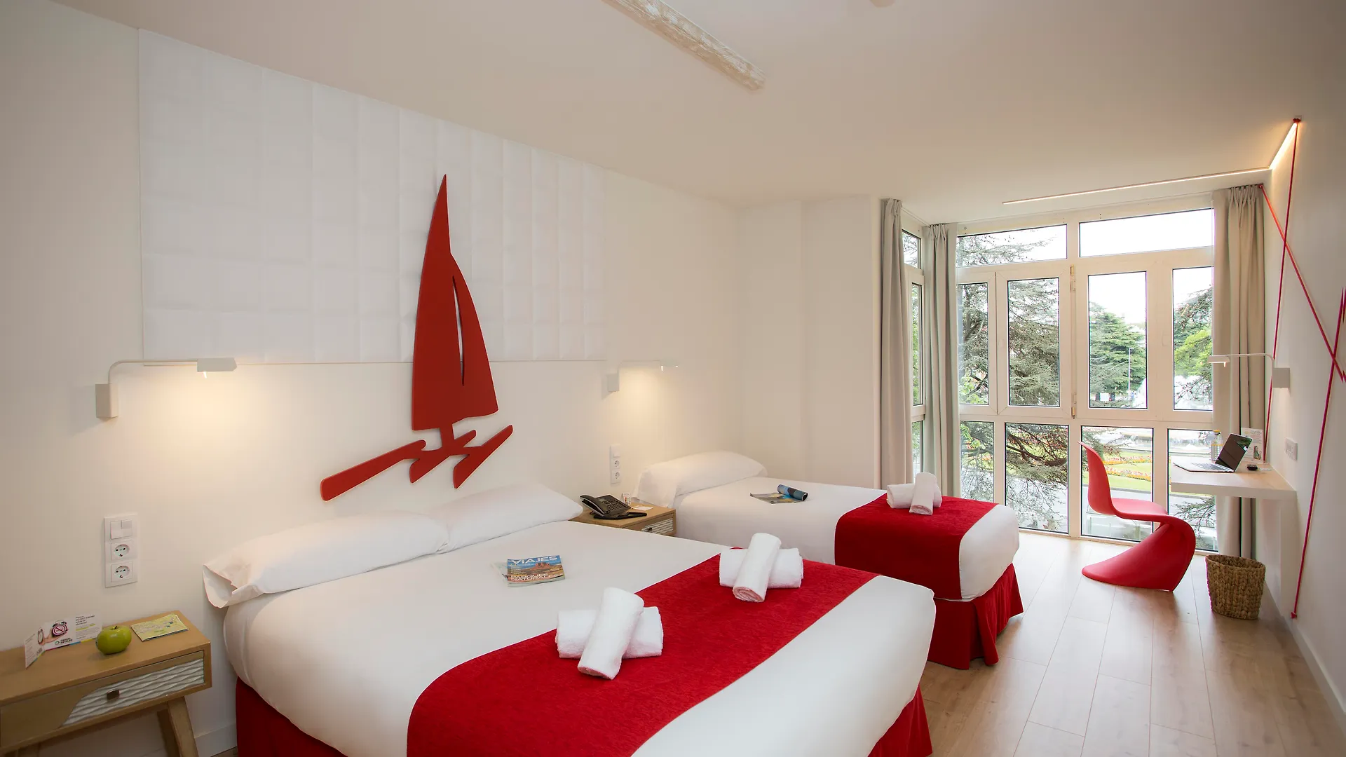 ** Hotel Casual De Las Olas San Sebastian Spain
